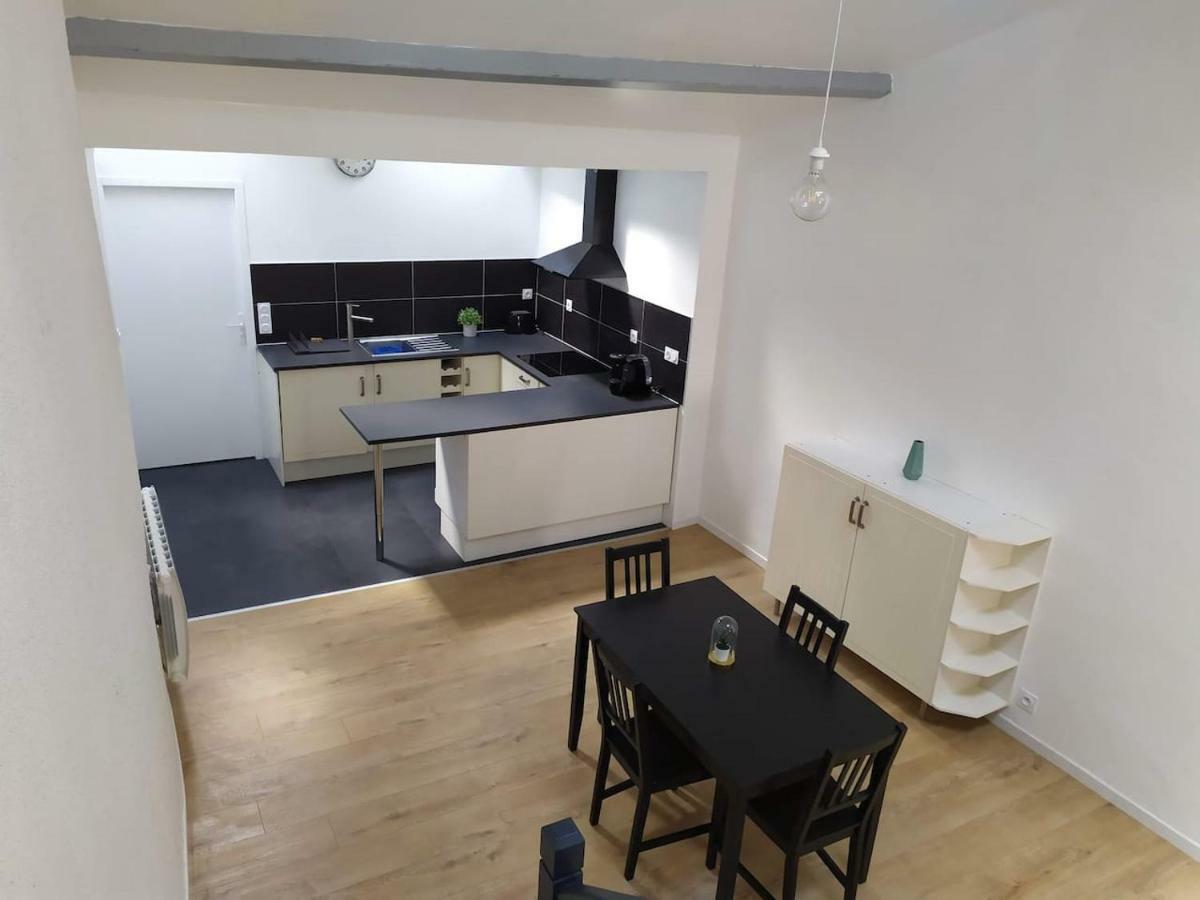 Duplex Plein Centre Ville 10B Malestroit Екстериор снимка