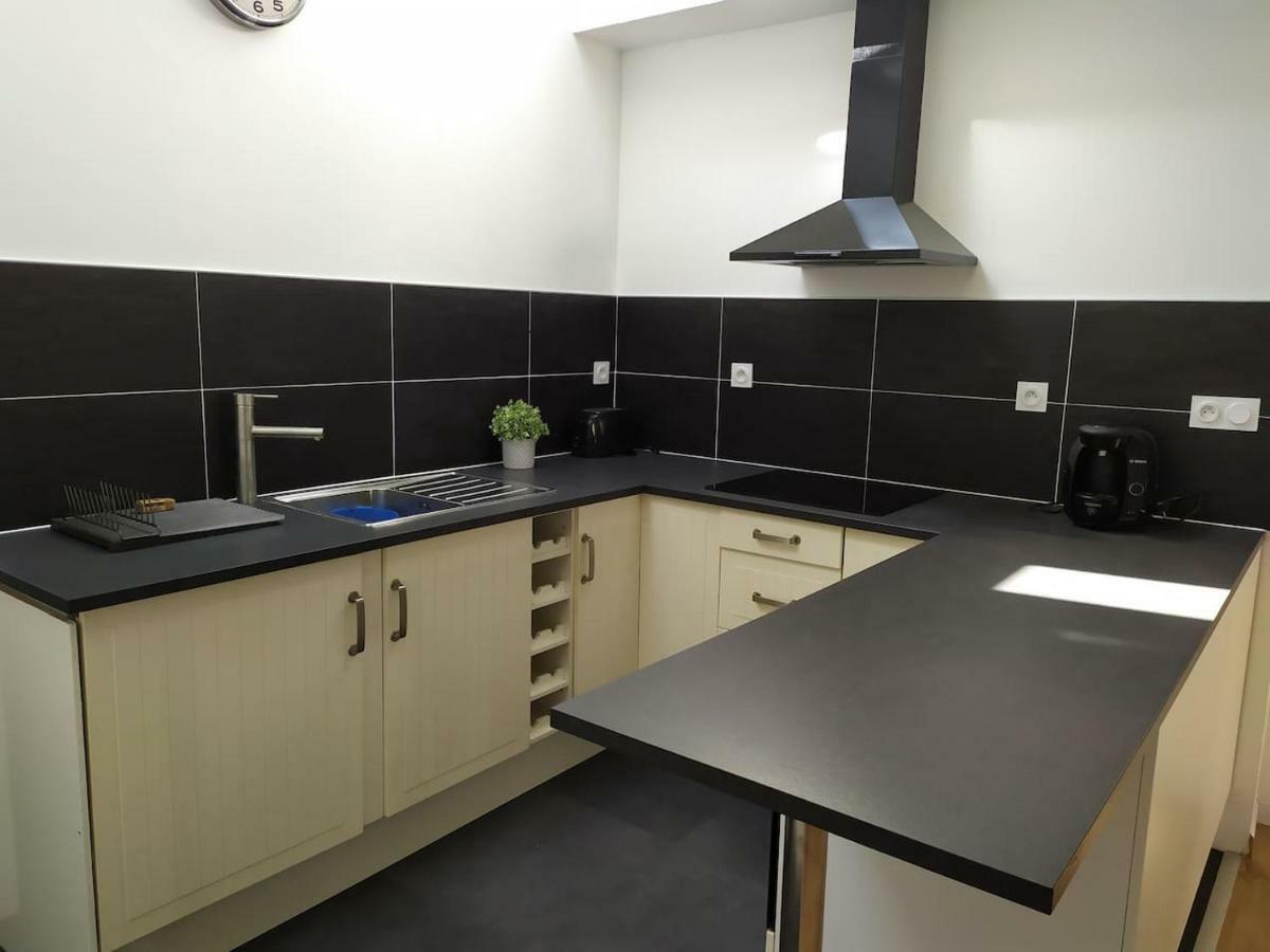 Duplex Plein Centre Ville 10B Malestroit Екстериор снимка